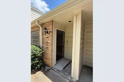 6201 Beverlyhill Street #8, Houston, TX 77057 - Photo 4