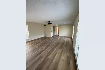6201 Beverlyhill Street #8, Houston, TX 77057 - Photo 6