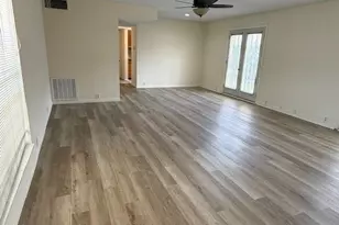 6201 Beverly Hill St, Houston, TX 77057 - Photo 8