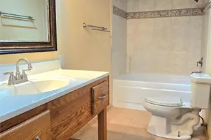 14422 Roundstone Ln, Houston, TX 77015 - Photo 10