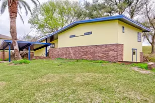 4600 Lakeshore Dr, Port Arthur, TX 77642 - Photo 4