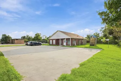 1224 Holland Avenue, Houston, TX 77029 - Photo 2