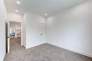 2015 B Brackenridge St, Houston, TX 77026 - Photo 16