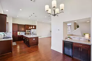 209 Burr St, Houston, TX 77011 - Photo 16
