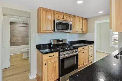 5919 Avenue R, Galveston, TX 77551 - Photo 12