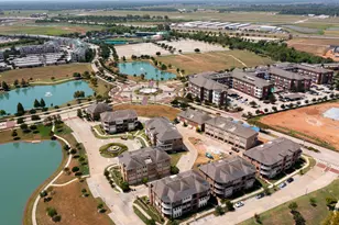 734 Imperial Blvd, Sugar Land, TX 77498 - Photo 6