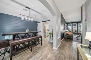 10814 Desert Springs Cir, Houston, TX 77095 - Photo 2