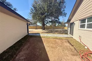 4835 County Rd 380, Houston, TX 77583 - Photo 28