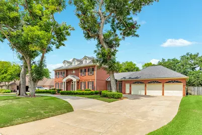 133 Dewberry Drive, Lake Jackson, TX 77566 - Photo 12