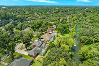 133 Dewberry Drive, Lake Jackson, TX 77566 - Photo 8