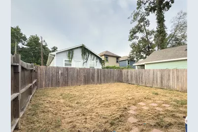 16630 E Hammon, Montgomery, TX 77316 - Photo 14