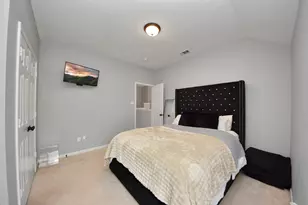 6923 Crystal Point Dr, Katy, TX 77449 - Photo 36