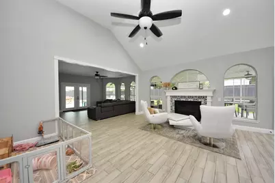 6923 Crystal Point Drive, Katy, TX 77449 - Photo 16