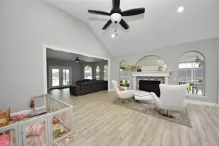 6923 Crystal Point Dr, Katy, TX 77449 - Photo 16