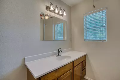 7804 Fm 834 E, Hull, TX 77564 - Photo 34