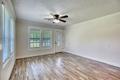 7804 Fm 834 E, Hull, TX 77564 - Photo 8