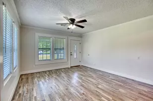 7804 Fm 834 E, Hull, TX 77564 - Photo 8