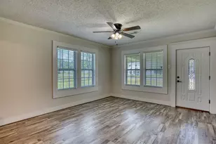 7804 Fm 834 E, Hull, TX 77564 - Photo 6