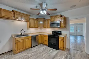 7804 Fm 834 E, Hull, TX 77564 - Photo 14