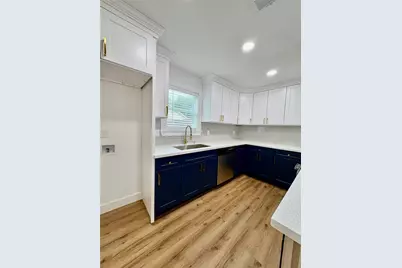 3742 Royal Manor Drive, Houston, TX 77082 - Photo 10