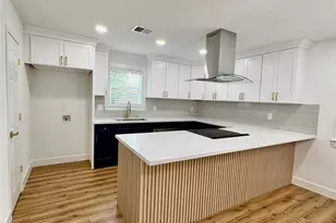 3742 Royal Manor Dr, Houston, TX 77082 - Photo 12