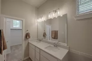 115 Handley Dr, Montgomery, TX 77316 - Photo 14