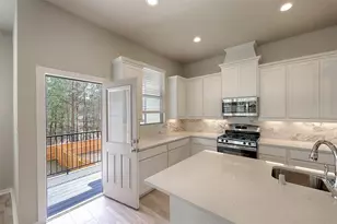 115 Handley Dr, Montgomery, TX 77316 - Photo 10