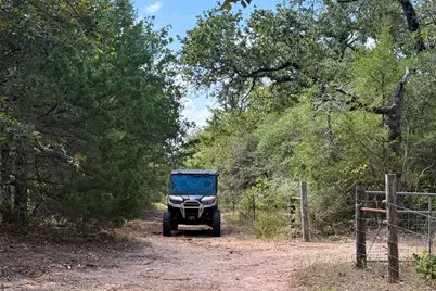 1960 County Road 413, Lexington, TX 78947 - Photo 18