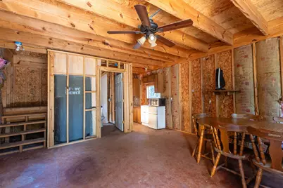 1960 County Road 413, Lexington, TX 78947 - Photo 6