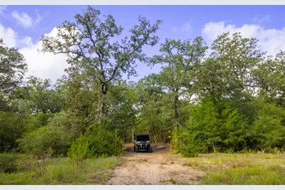 1960 County Road 413, Lexington, TX 78947 - Photo 22