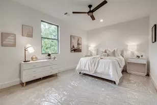 1042 Voight St, Houston, TX 77009 - Photo 32