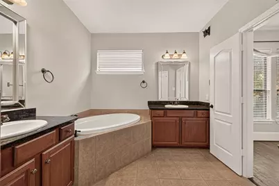 1341 Studer Street, Houston, TX 77007 - Photo 32