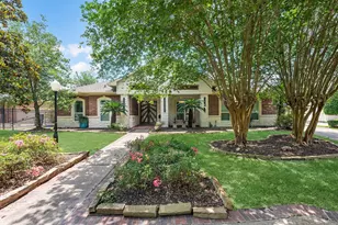 11 Mary's Creek Ln, Friendswood, TX 77546 - Photo 42