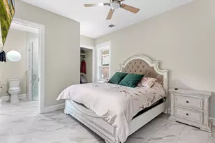 11 Mary's Creek Ln, Friendswood, TX 77546 - Photo 28