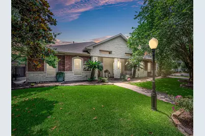 11 Marys Creek Lane, Friendswood, TX 77546 - Photo 1