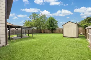 10842 Mesquite Dr, La Porte, TX 77571 - Photo 10