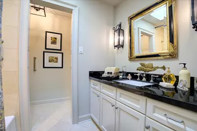 4053 Breakwood Drive, Houston, TX 77025 - Photo 22