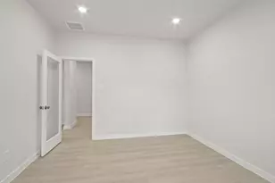 129 Bayou Bend Blvd, Angleton, TX 77515 - Photo 12