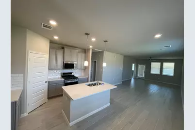 2035 Myrtle Oak Court, Conroe, TX 77304 - Photo 6