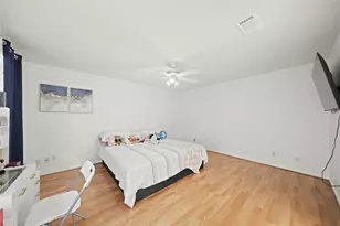 6822 Marisol Dr, Houston, TX 77083 - Photo 16