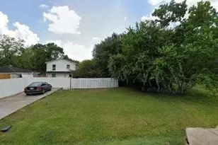 4910 Rue St, Houston, TX 77033 - Photo 1