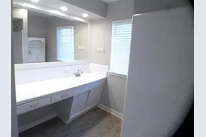 8715 Ilona Lane, Houston, TX 77025 - Photo 14