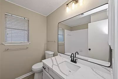 2802 Creek Manor Drive, Kingwood, TX 77339 - Photo 32