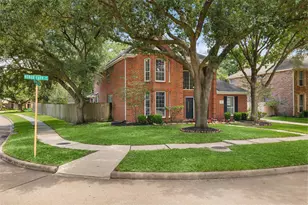 12534 Honor Park Dr, Houston, TX 77065 - Photo 2