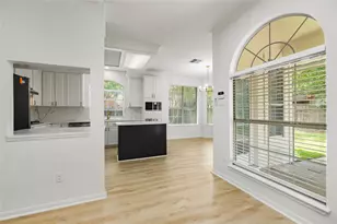 12534 Honor Park Dr, Houston, TX 77065 - Photo 10