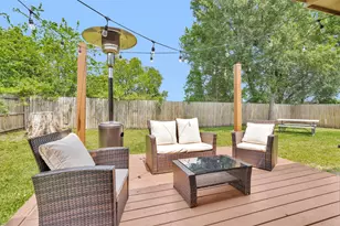 704 Heritage Dr, Navasota, TX 77868 - Photo 18