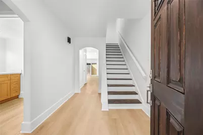 13194 Trail Hollow Drive #3194, Houston, TX 77079 - Photo 2