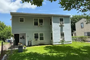 1222 4th Ave N, Texas City, TX 77590 - Photo 2