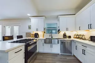 7609 Amelia Rd, Houston, TX 77055 - Photo 6