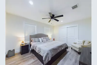 7609 Amelia Road, Houston, TX 77055 - Photo 14